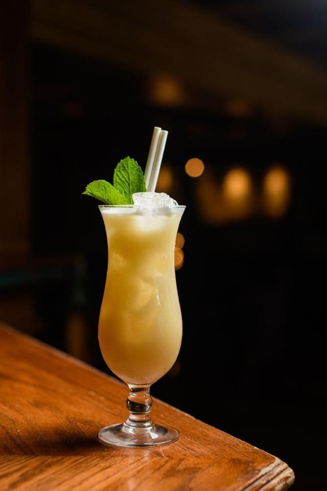 Skeffington Arms Hotel 골웨이 외부 사진